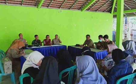 Peran Aktif Babinsa Dampingi Tenaga Kesehatan