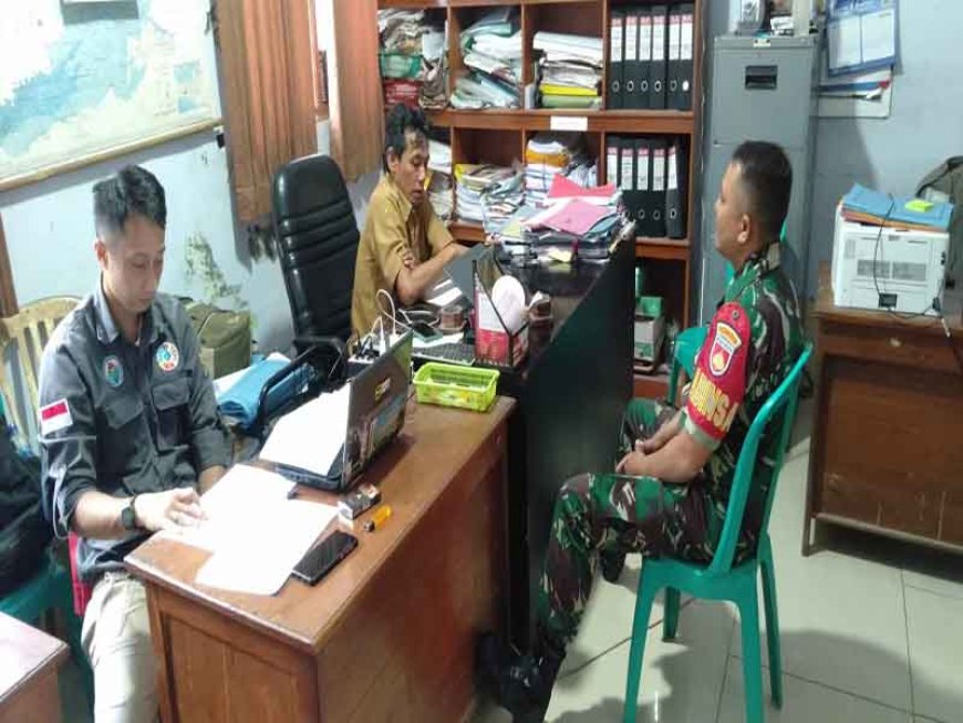 Wujud Sinergitas, Babinsa Komsos Dengan Perangkat Desa