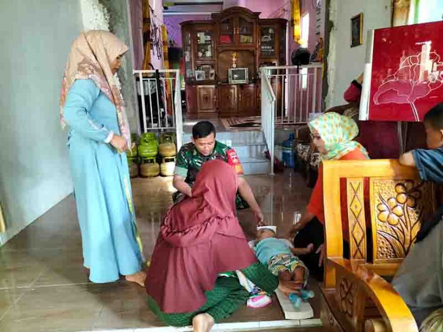 Babinsa Aktif Dampingi Kegiatan Posyandu di Desa Binaan 