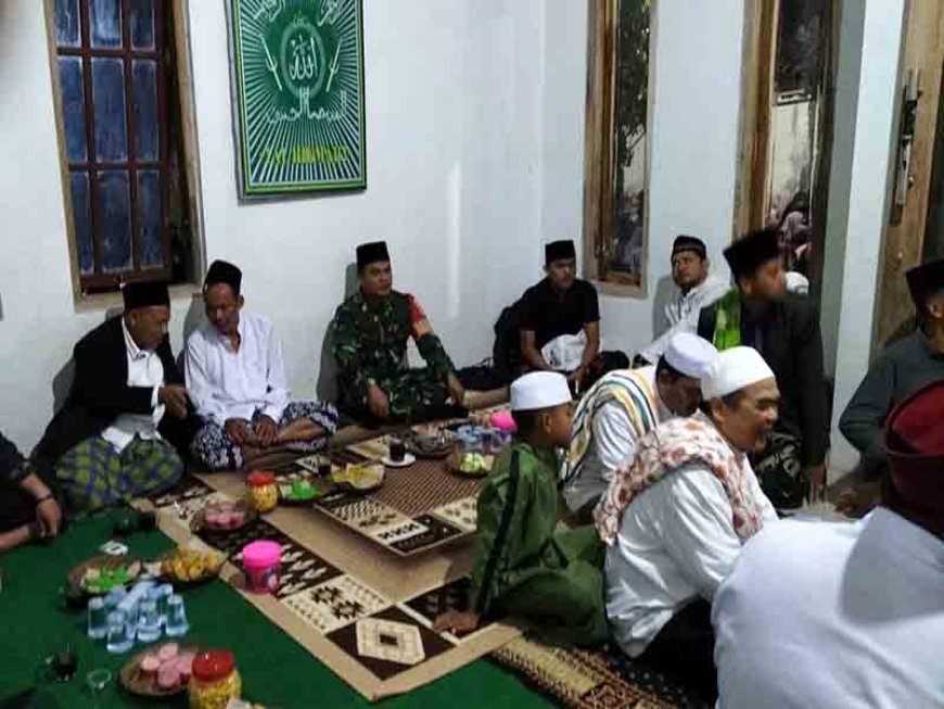 Babinsa Koramil 11 Punggelan Ikuti Pengajian Dzikir Dan Sholawat 