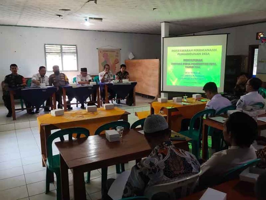 Guna Mendukung Program Pemerintah Anggota Koramil 11/Punggelan Hadir dalam Kegiatan Musrenbangdes