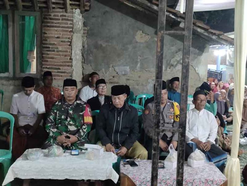 Babinsa Koramil 11/Punggelan Hadiri Peringatan Maulid Nabi Muhammad SAW 