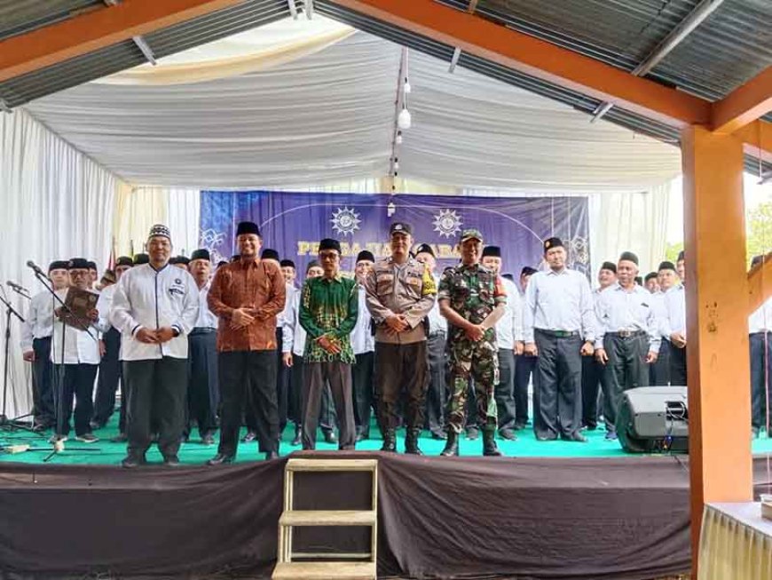 Babinsa Koramil 11/Punggelan Hadiri Pengajian dan Pengukuhan Muktamar 48 