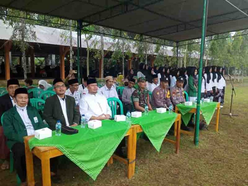Babinsa Koramil 11/Punggelan menghadiri Apel Peringatan Hari Santri Nasional 