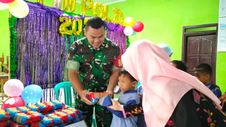 Peduli Kesehatan Anak anak Babinsa Koramil 11/Punggelan Dampingi Kegiatan Sub Pin Polio