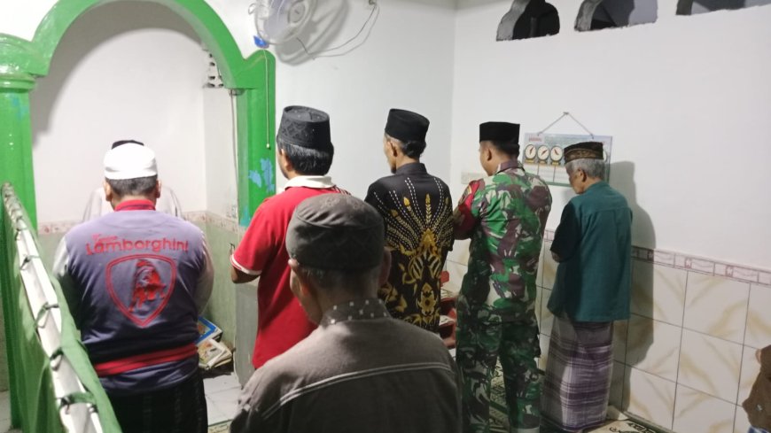 Sholat Subuh Berjamaah, Ajang Silaturahmi Babinsa Dengan Masyarakat 