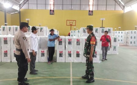 Babinsa Dan Babinkamtibmas Sinergi amankan Kotak suara Pemilu 2024