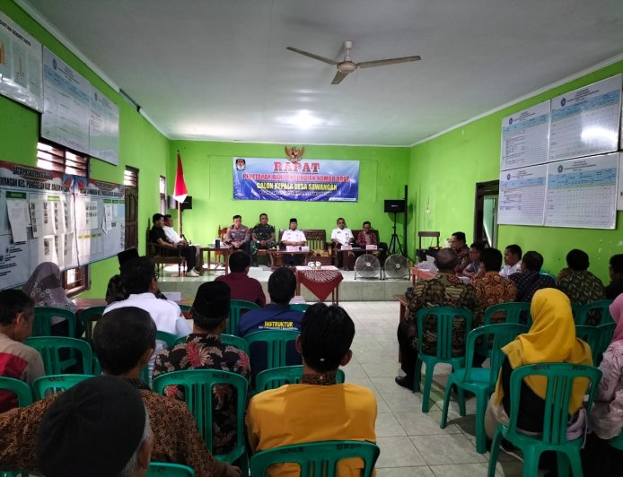 DANRAMIL 11/PUNGGELAN MENGHADIRI PENETAPAN CALON KEPALA DESA