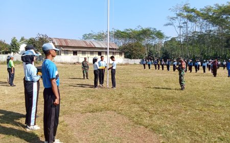 Babinsa Selalu Aktif Dalam Pelatihan Paskibra Tingkat Kecamatan
