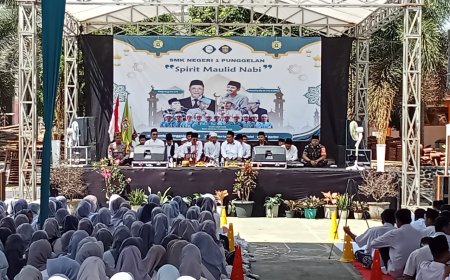 Tingkatkan Silaturahmi, Babinsa Hadiri Maulid Nabi Muhammad SAW di Wilayah Binaan