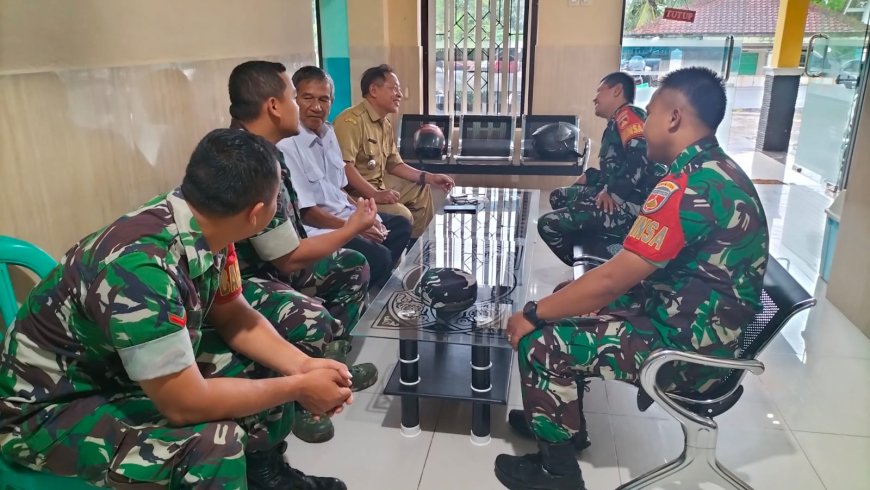 Mempererat Tali Silaturahmi Babinsa Komsos Bersama Perangkat Desa Dan Tokoh masyarakat