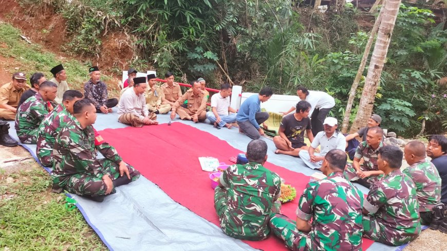 Danramil 11/Punggelan hadiri Acara Selamatan Pra TMMD di Desa Sidarata 